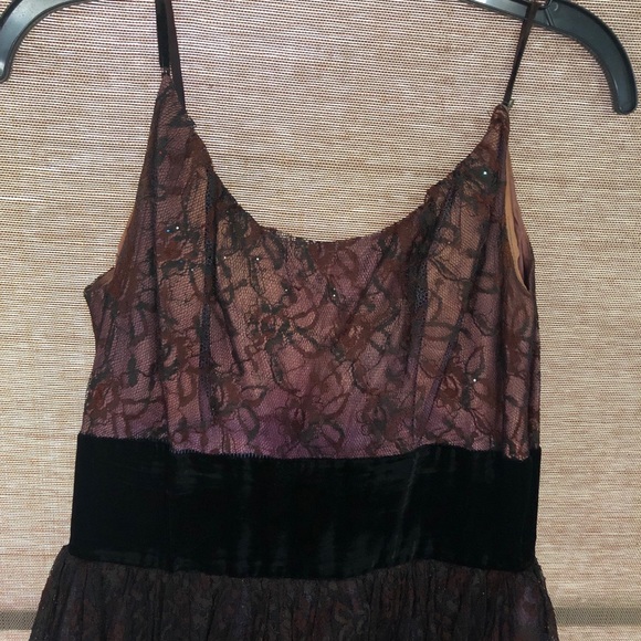 Vintage Lace Formal Evening Prom Dress - Picture 5 of 7